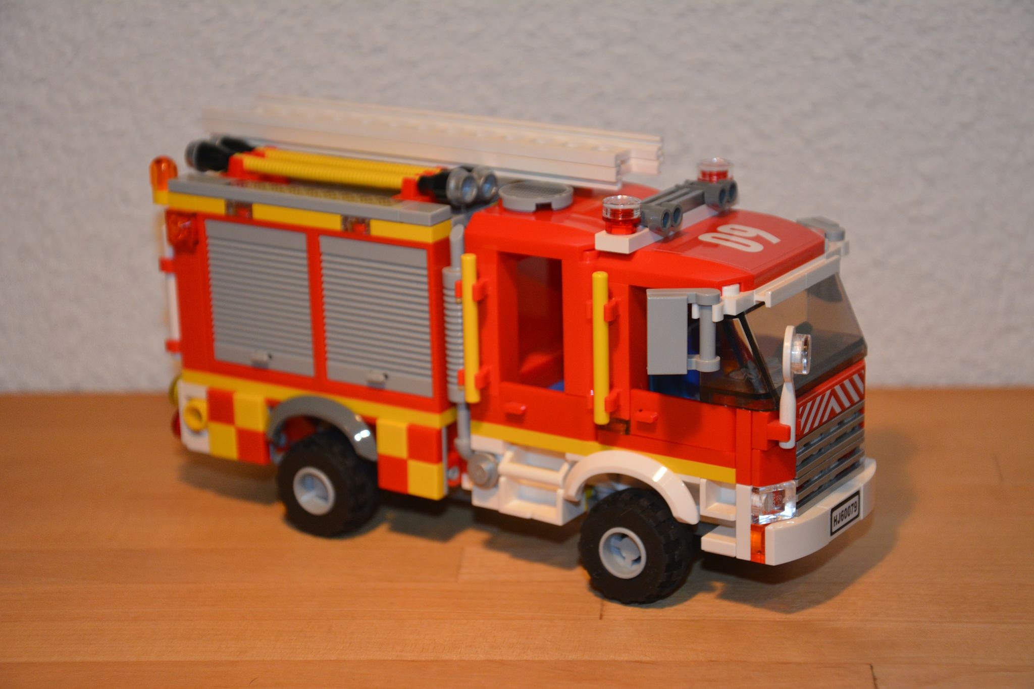 Fire Truck Papercraft Rosenbauer Simba 8x8 Modello 3d Model Copy