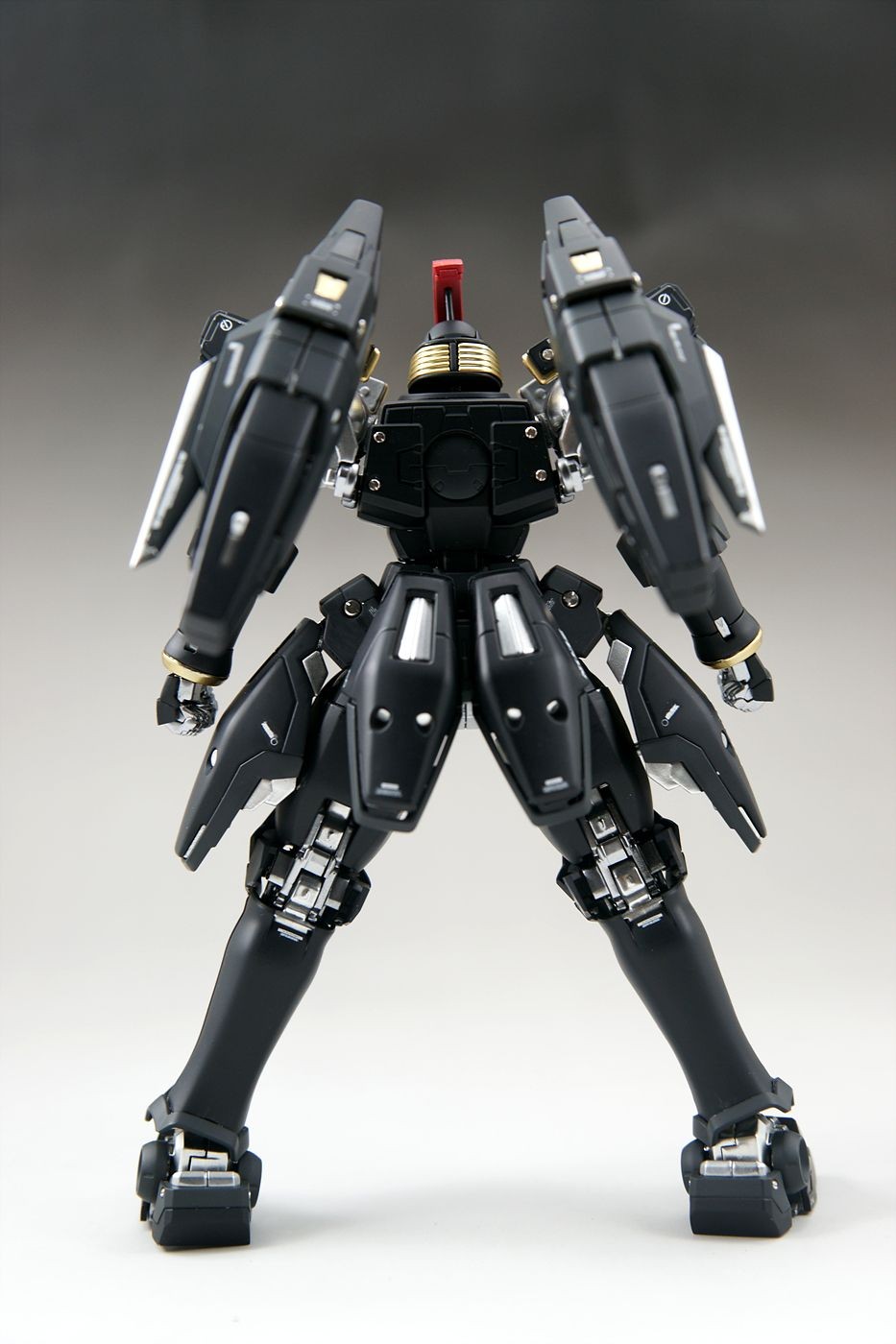Gundam Papercraft Mg 1 100 Tallgeese Black Painted Build Modeled by Jacall646
