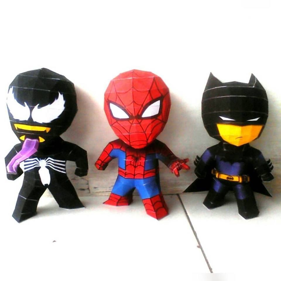 Megaman Papercraft 3 Chiby Superheroes Batman Spiderman & Venom Papermodel