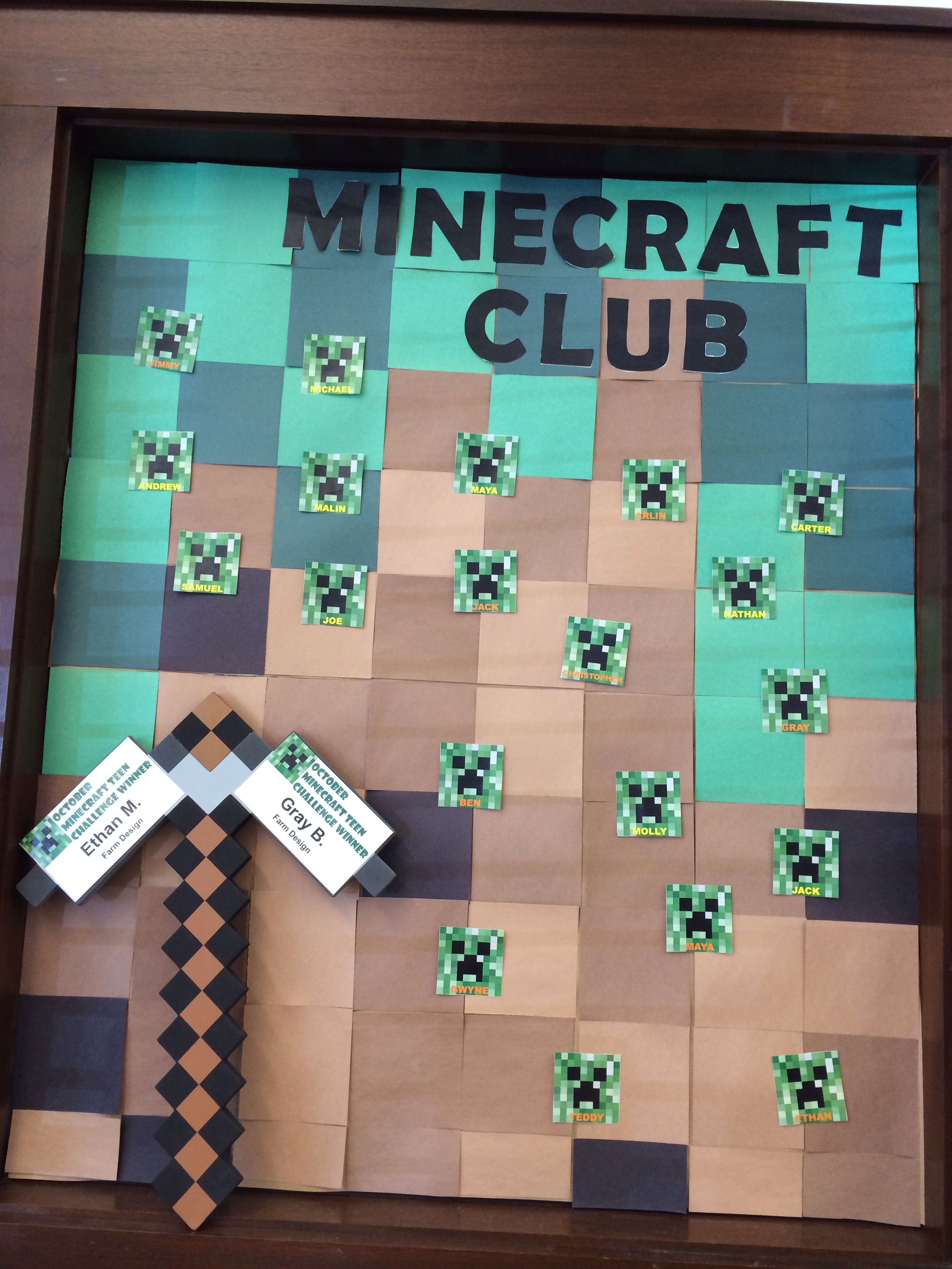 Minecraft Papercraft Chess Library Display for Minecraft Club