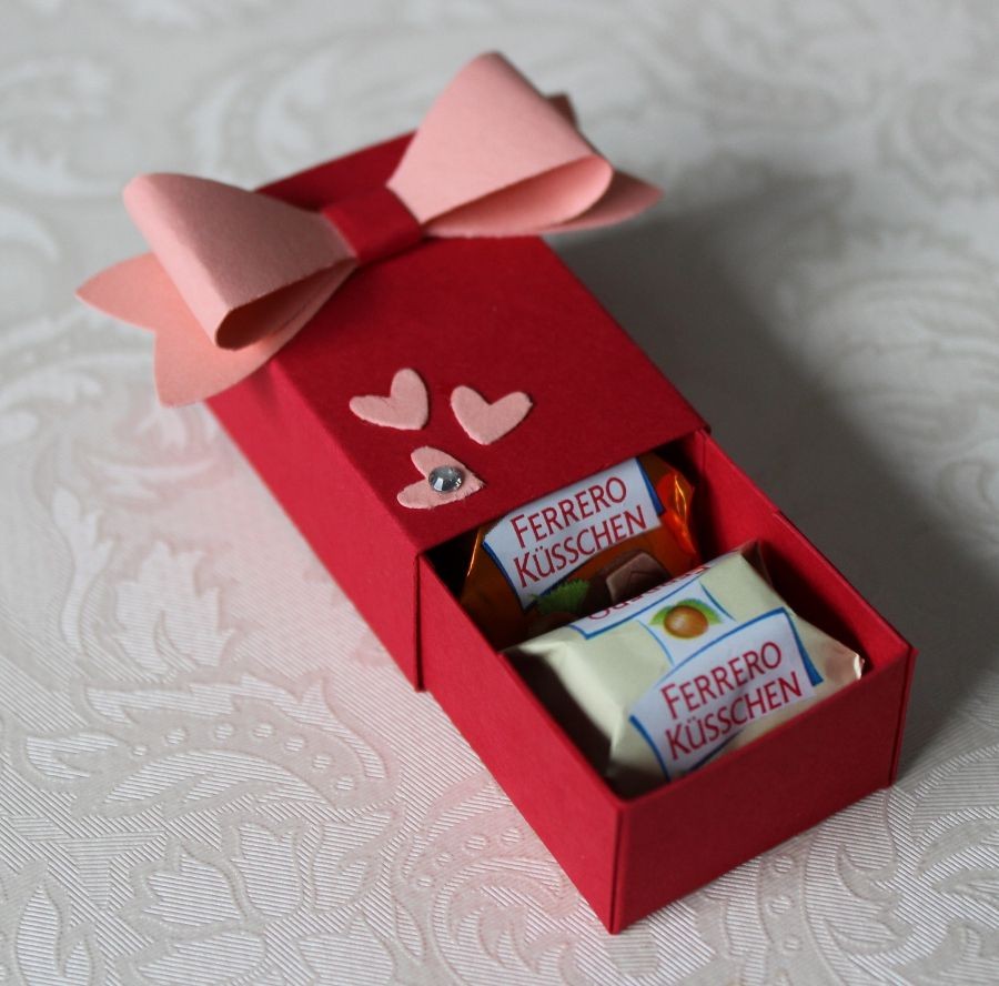Papercraft Boxes Ferrero Küsschen Verpackung Stampin Up Plotter