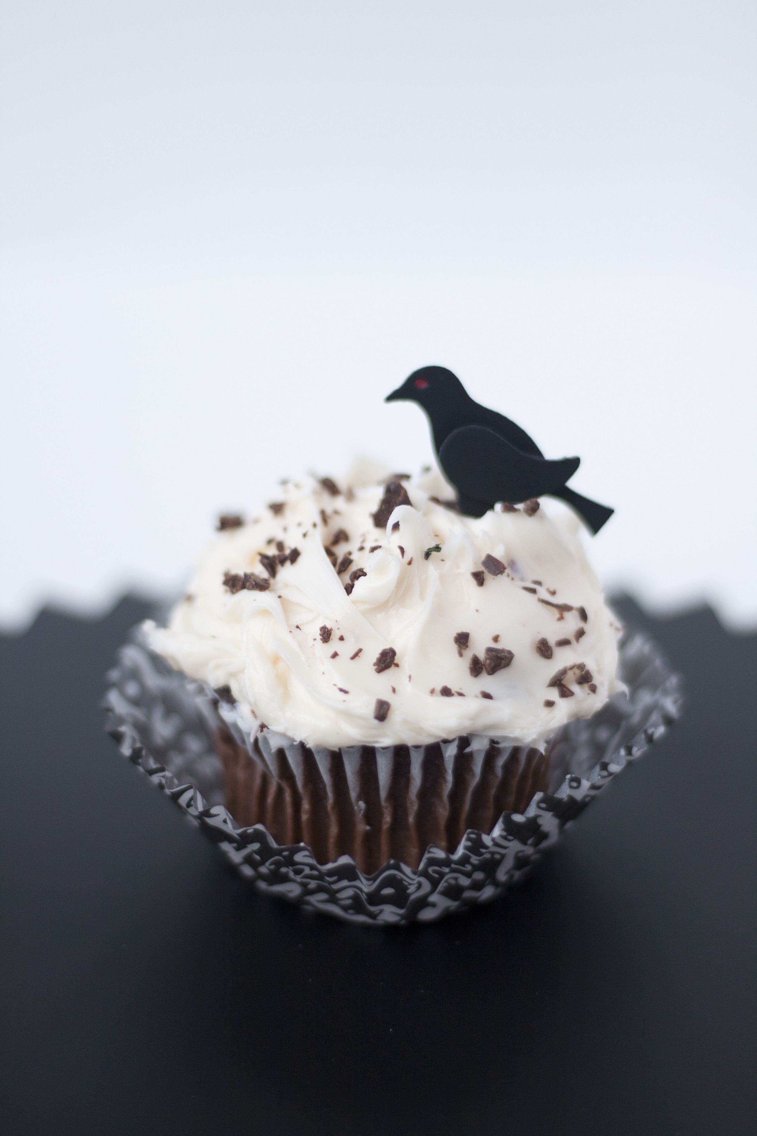 Papercraft Cupcake Idea to Make My Own Cute Quick and Easy Halloween Cupcake topper