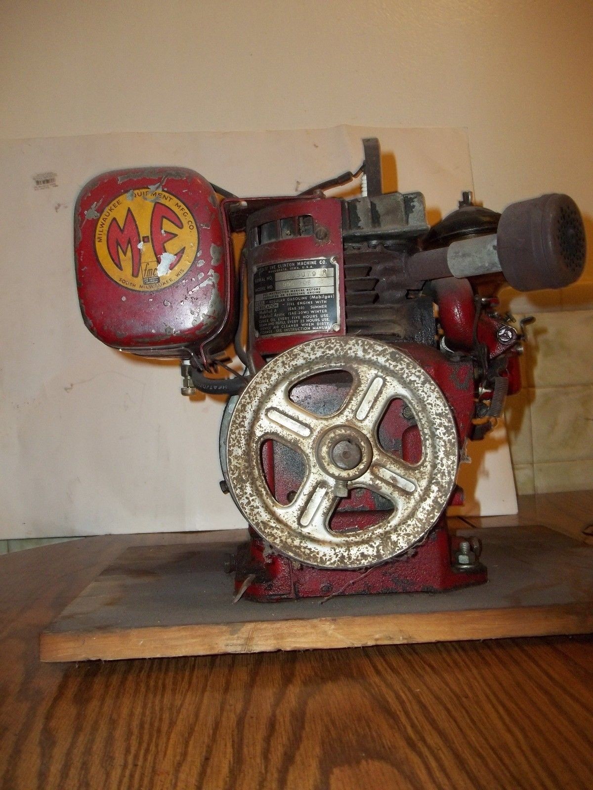 Papercraft Engine Antique Cliton Hit and Miss Engine Vintage Motor Milwaukee Equipment