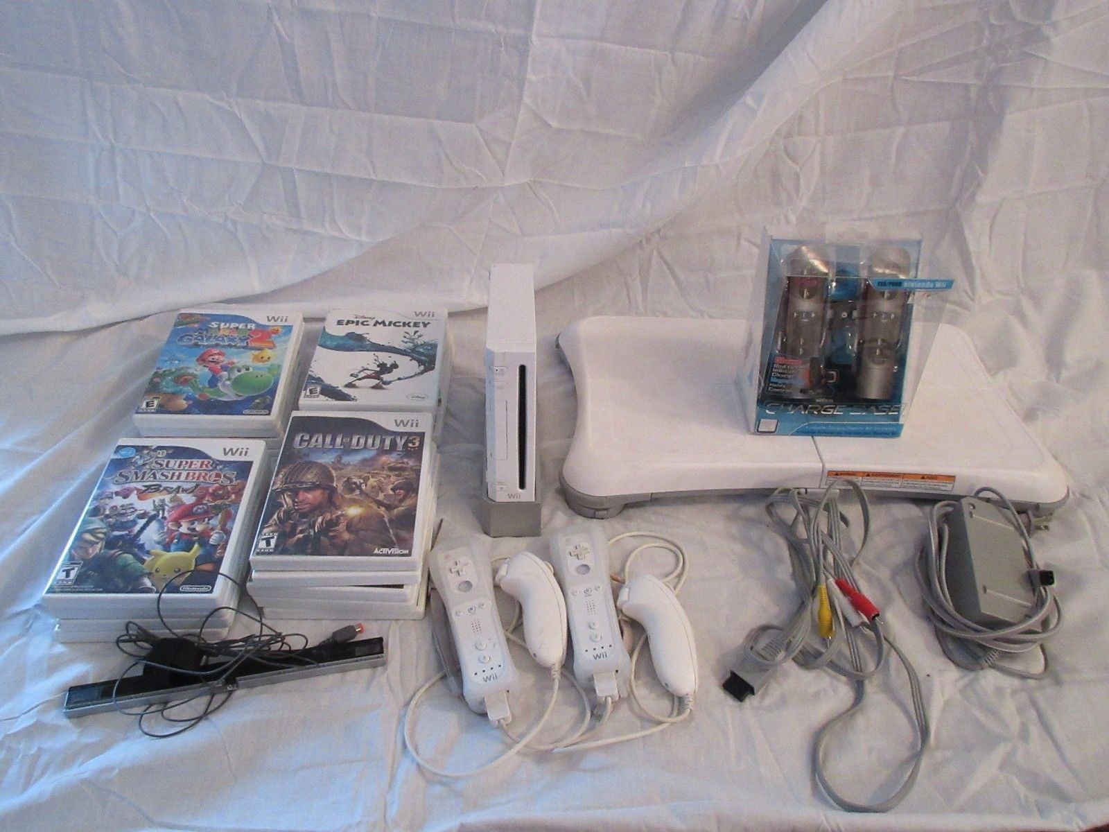 Papercraft Wii Wii Bundle Console Balance Board & 18 Games