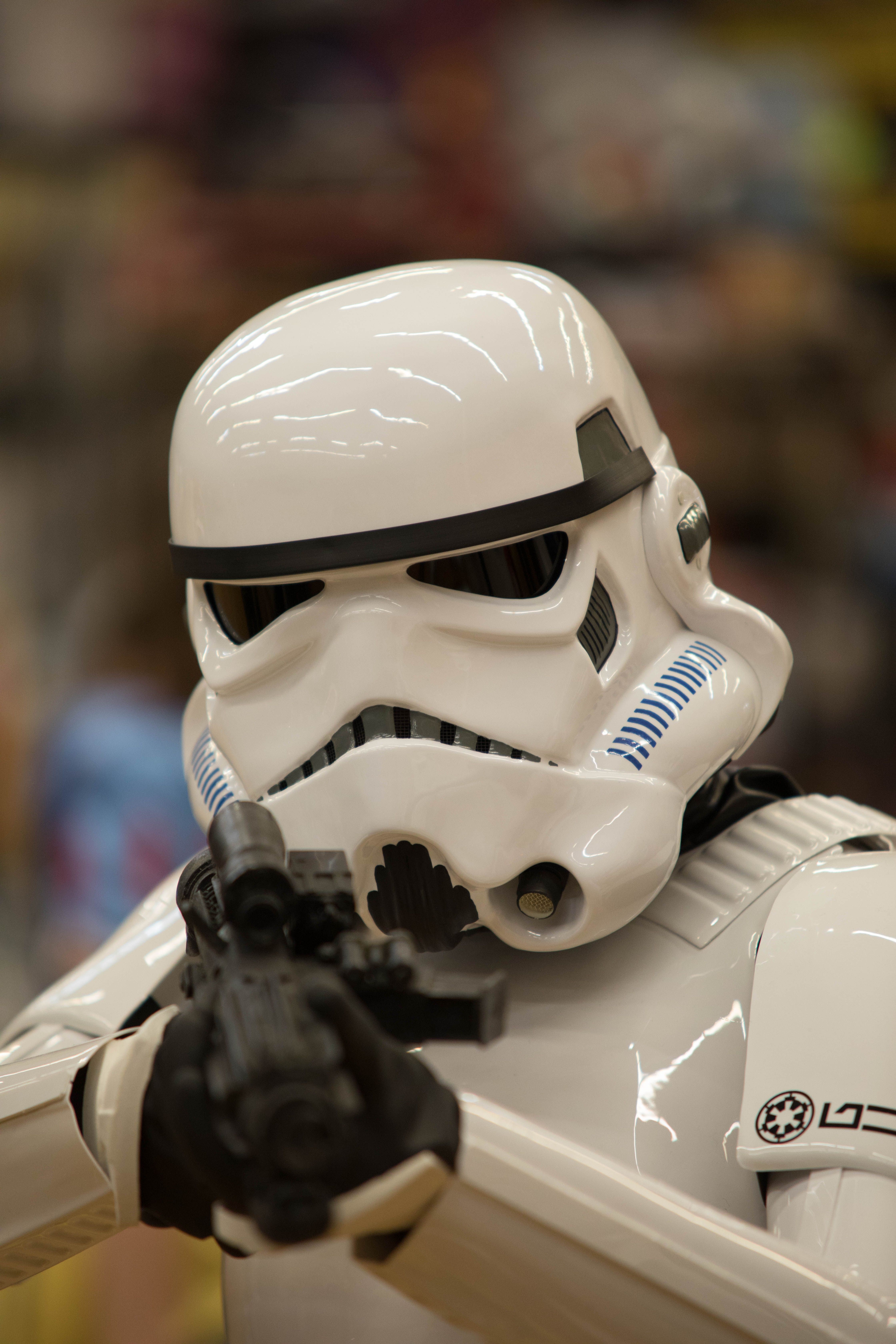 Stormtrooper Helmet Papercraft Stormtrooper Tries to Aim Stormtroopers