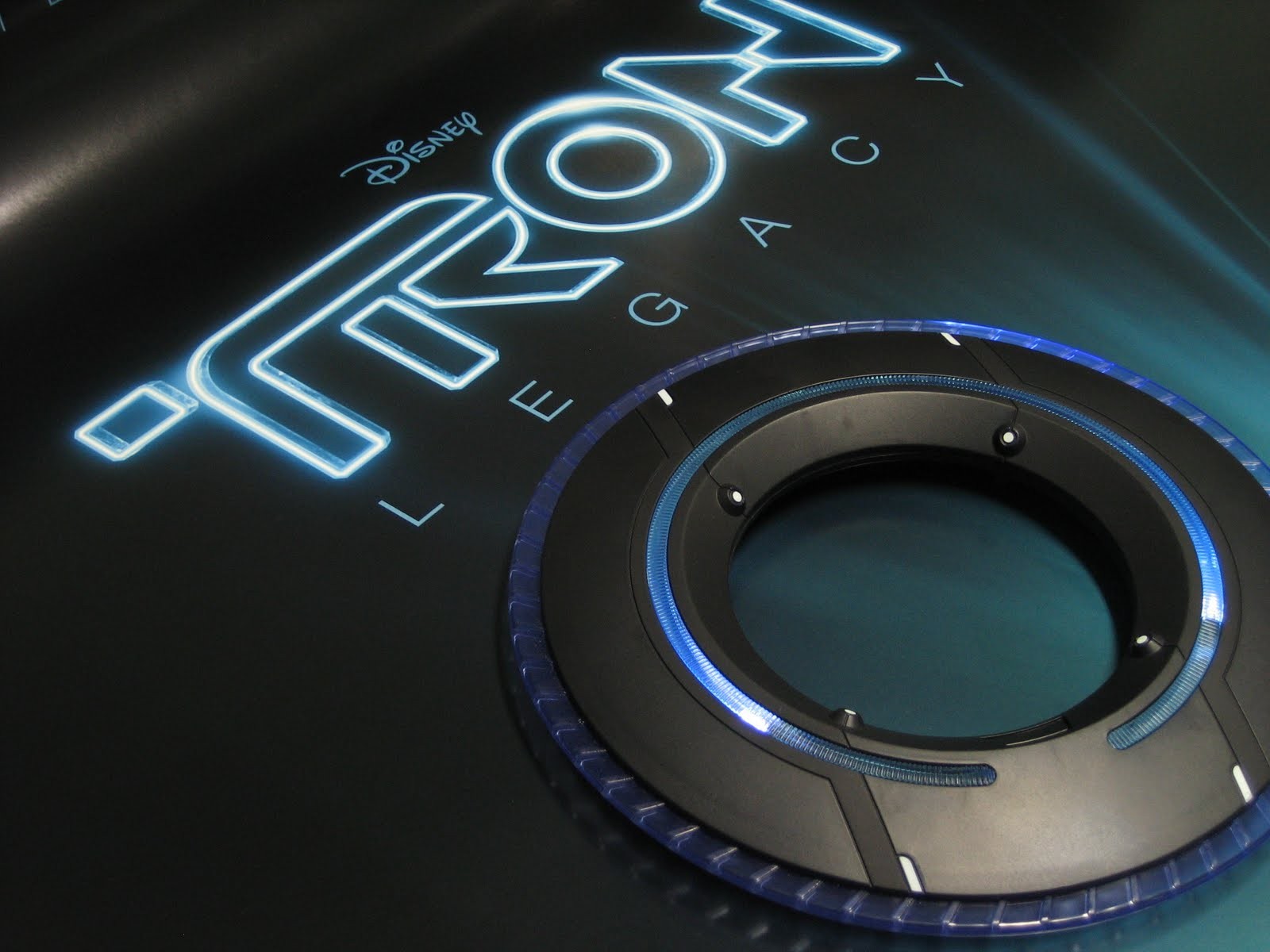 Tron Papercraft Tron Legacy Identity Disk by Wedimagineer Thingiverse